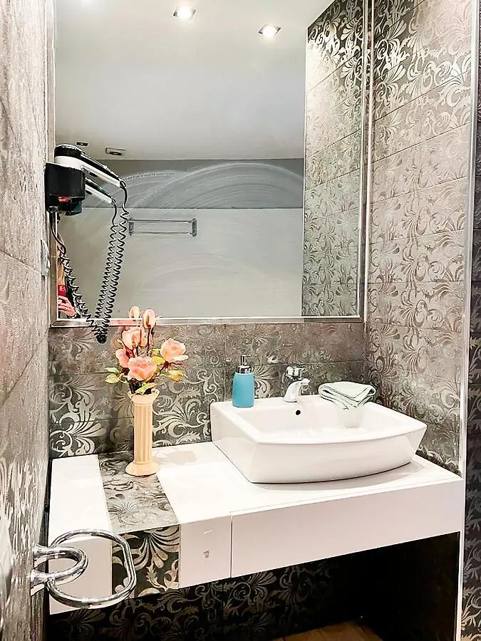 By La Rambla Rooms