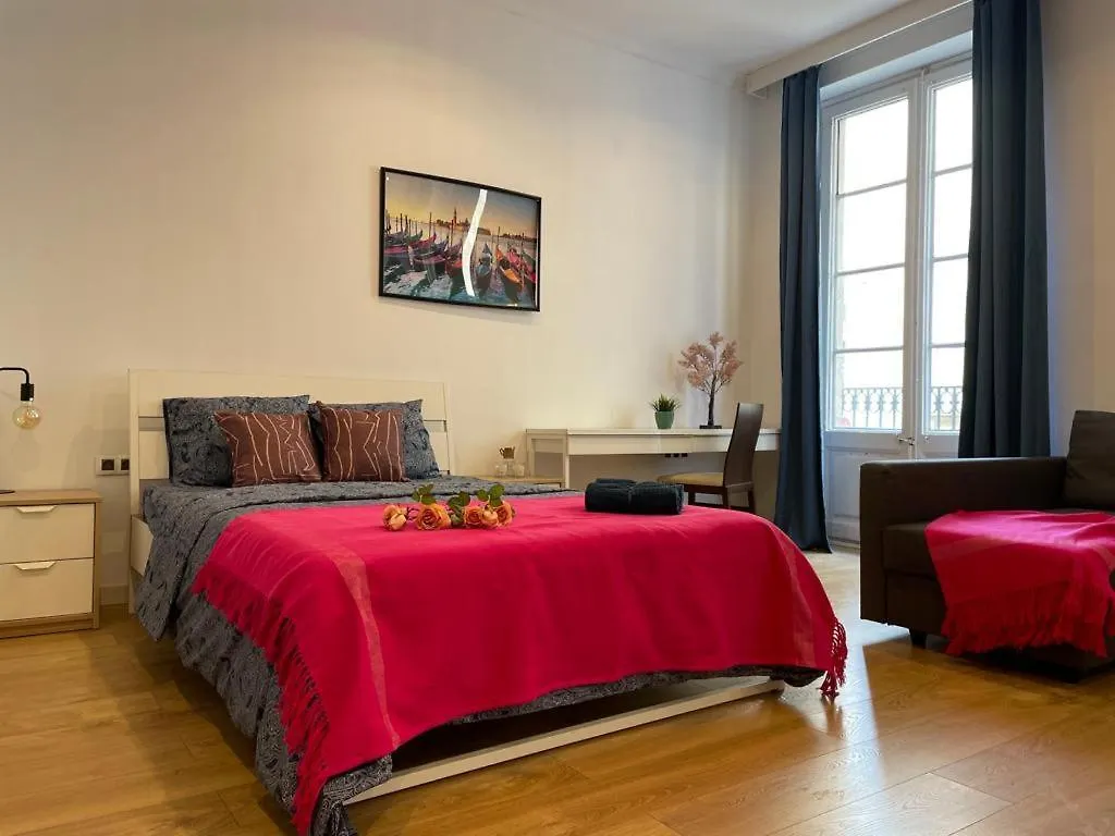 Hostel By La Rambla Rooms