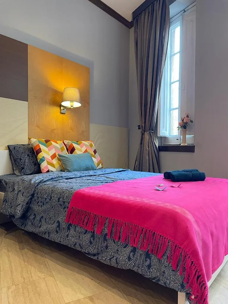 By La Rambla Rooms Barcelona