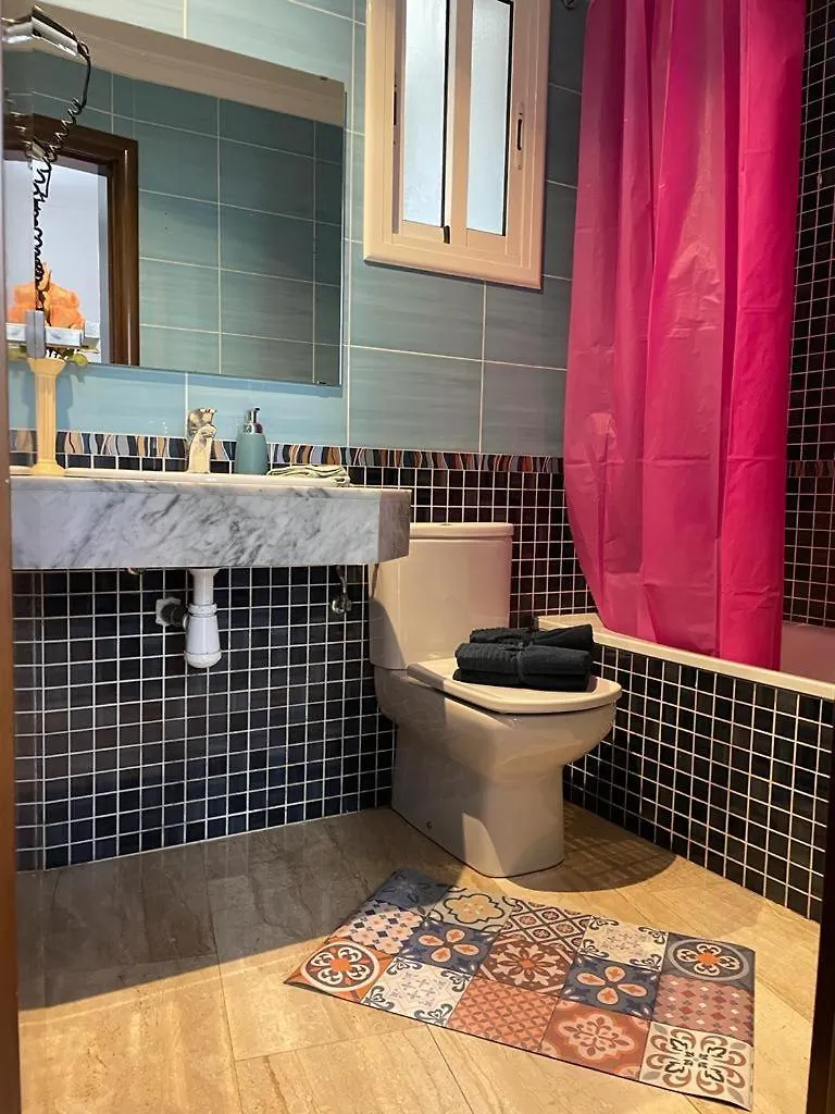 Hostel By La Rambla Rooms Spain